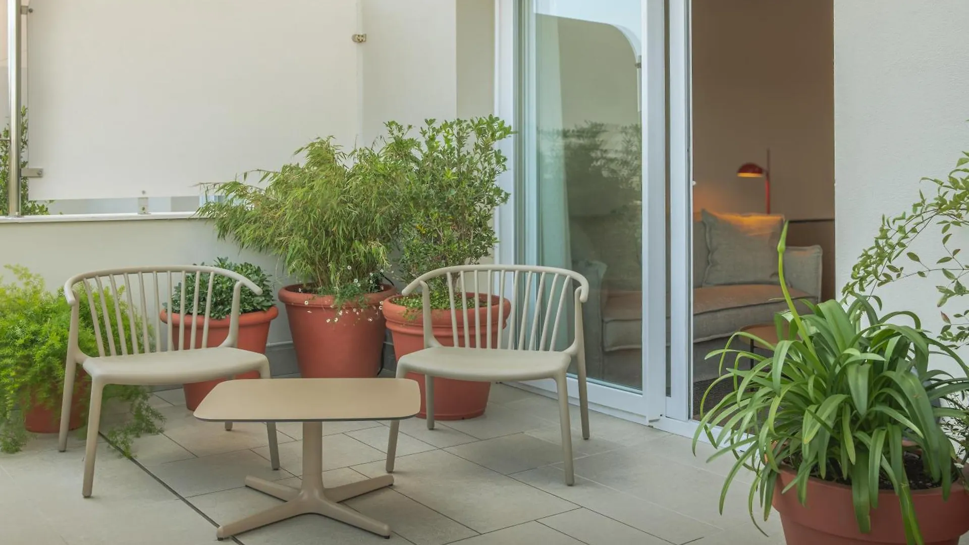 Hotel Spa Mediterraneo Park Roses 4*,